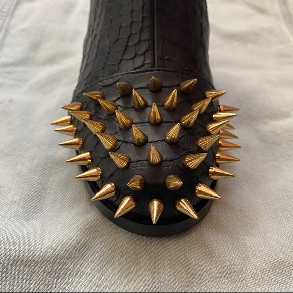 Spiked Boot - Picture 4 of 5